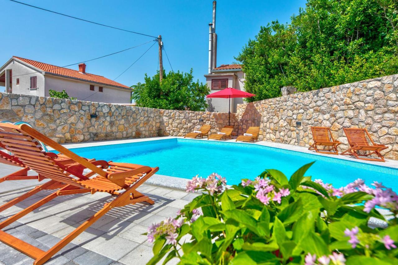 קריקווניצה Apartments Jasna מראה חיצוני תמונה